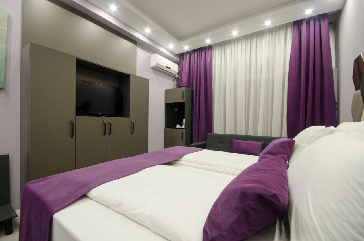 Ara Hotel Skopje Buitenkant foto